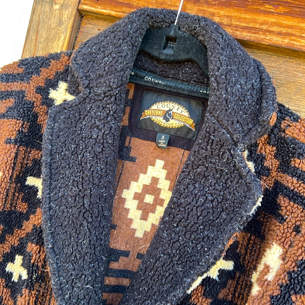 Vintage Brown & Black Aztec Sherpa Coat - Picture 5 of 7